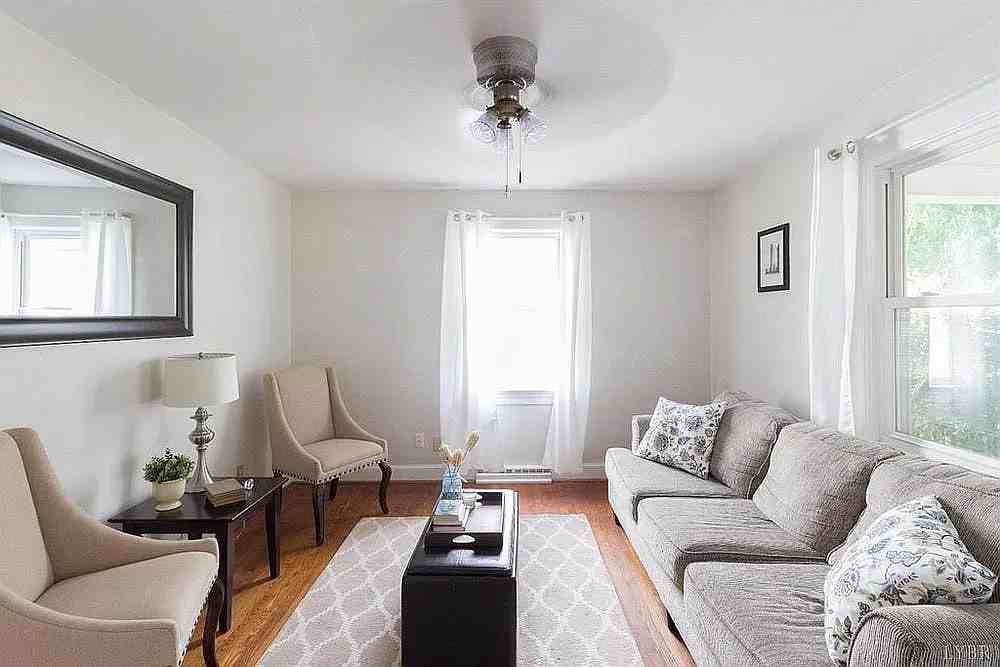 1810 Pocahontas Street - Photo 2 of 7