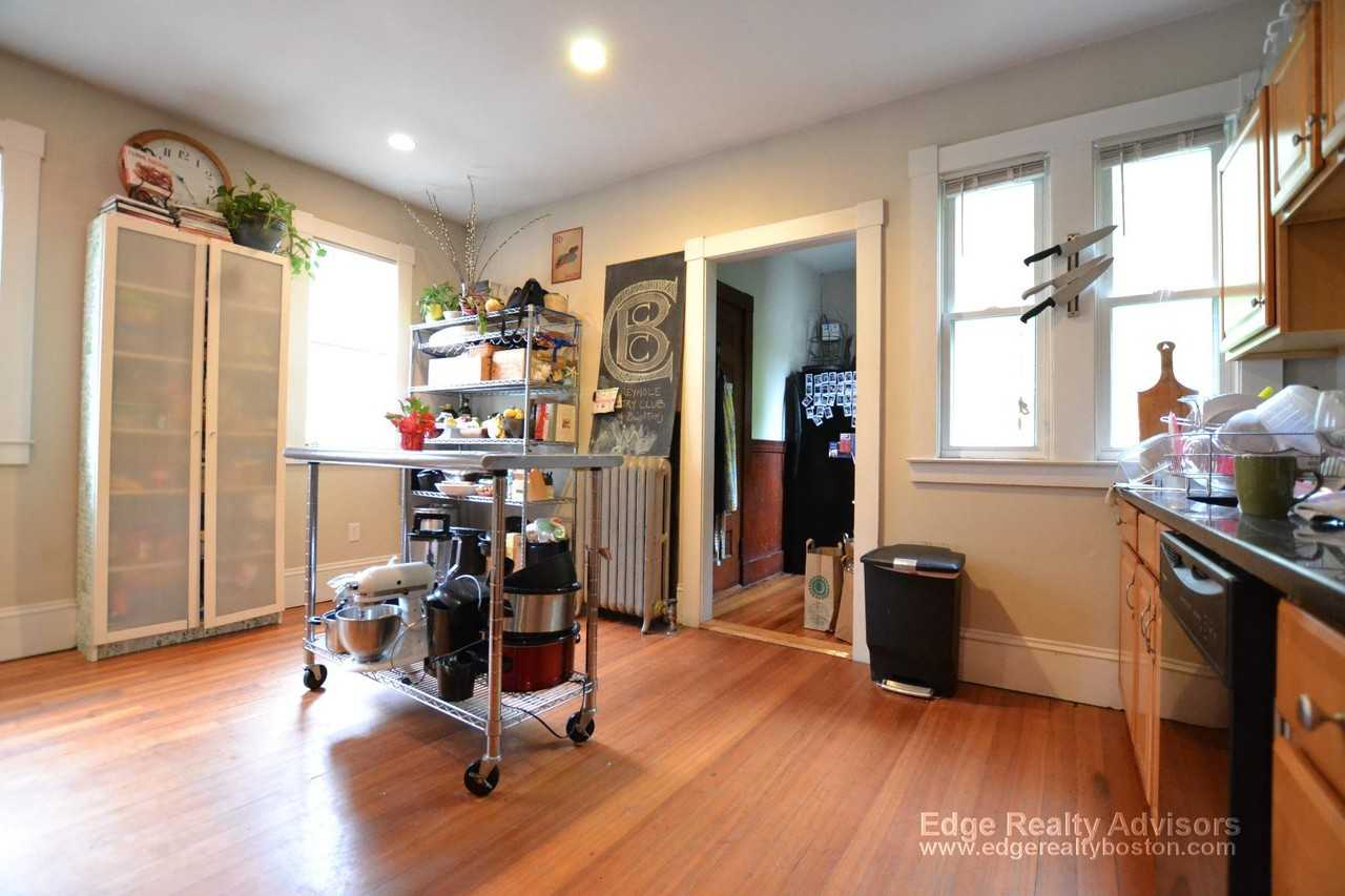 44 Mapleton Street #1 - Photo 7 of 11