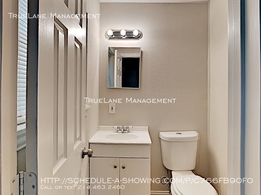 802 Lexington Dr - Photo 3 of 16