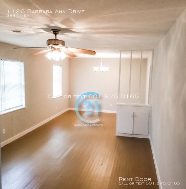 1126 Barbara Ann Dr - Photo 2 of 16