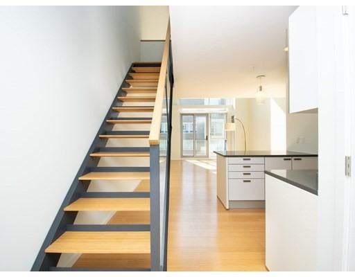 1 Earhart Street #519D