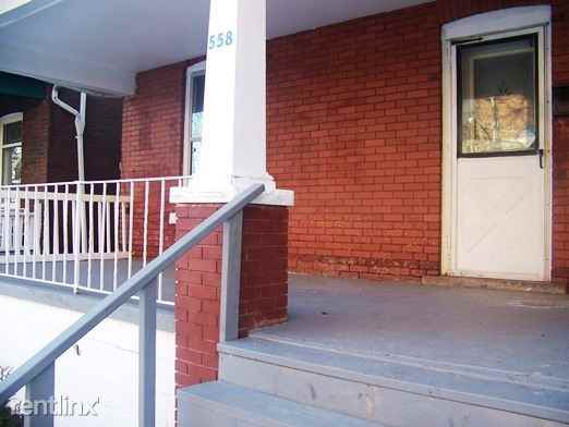 558 12th St - Photo 2 of 10