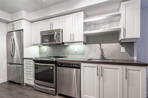 525 Adelaide Street West #01035