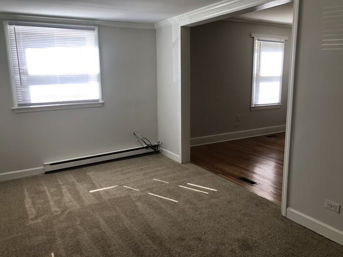 619 Old Oxford Rd - Photo 2 of 10