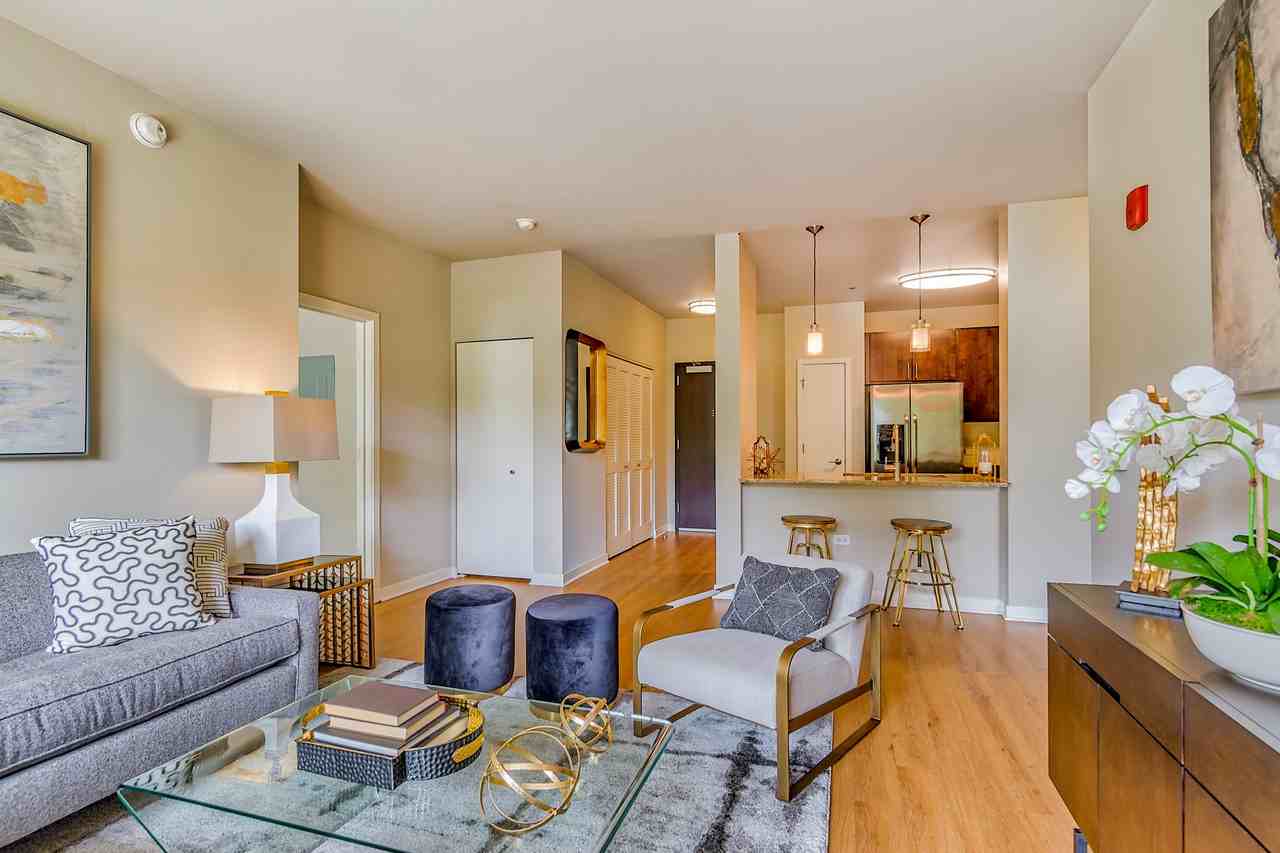 Avant at the Arboretum Apartments 450 Warrenville Rd, Lisle, IL 60532