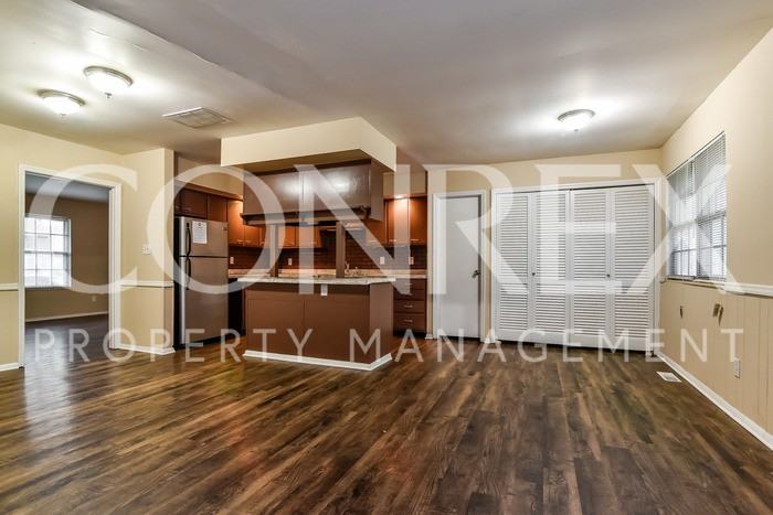3232 Bluebell Ln - Photo 2 of 10