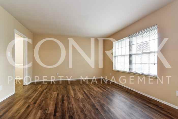3232 Bluebell Ln - Photo 3 of 10
