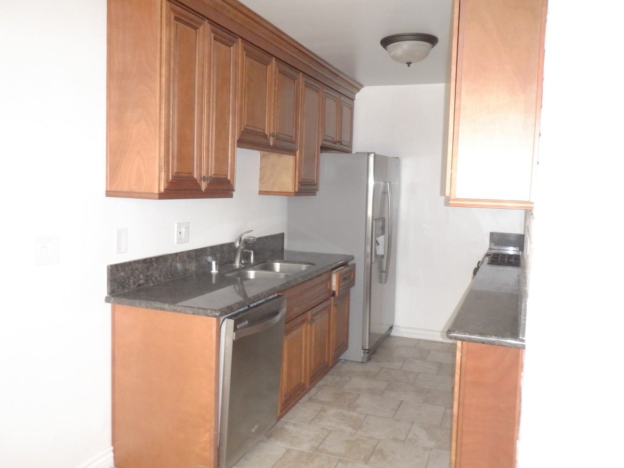 1166 Amherst Ave - Photo 2 of 12