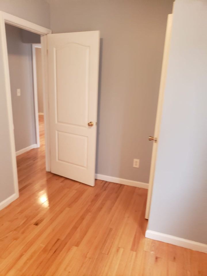 101-07 134th St - Photo 2 of 15