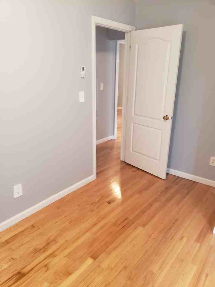 101-07 134th St - Photo 3 of 15