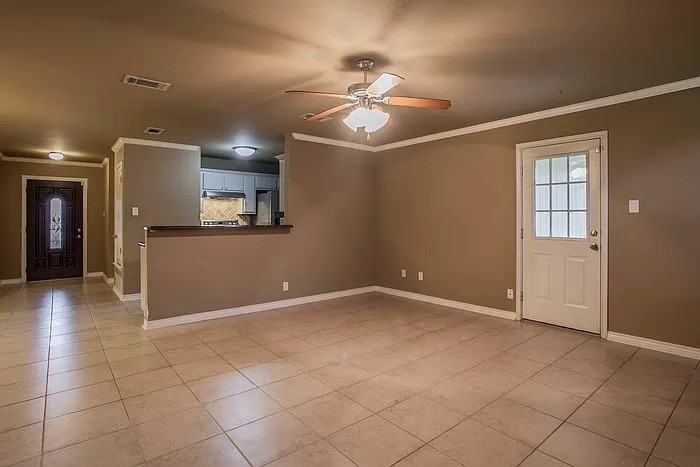 1215 Marlee Cir - Photo 2 of 17