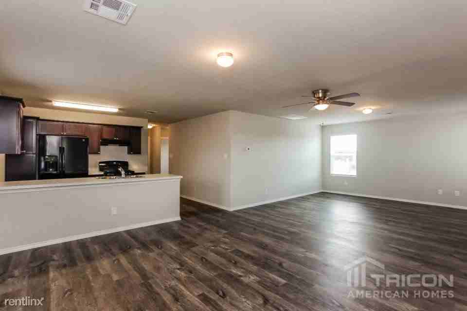 8525 Amistad Cv - Photo 3 of 31