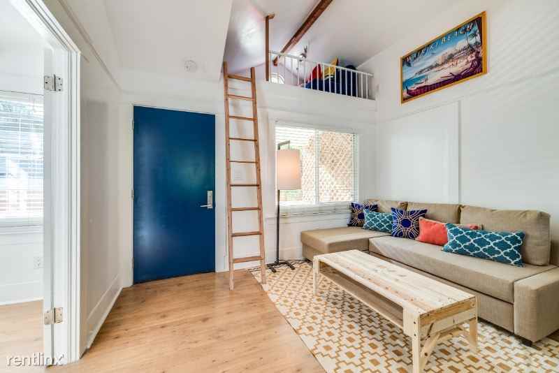 1210 Electric Ave - Photo 3 of 20