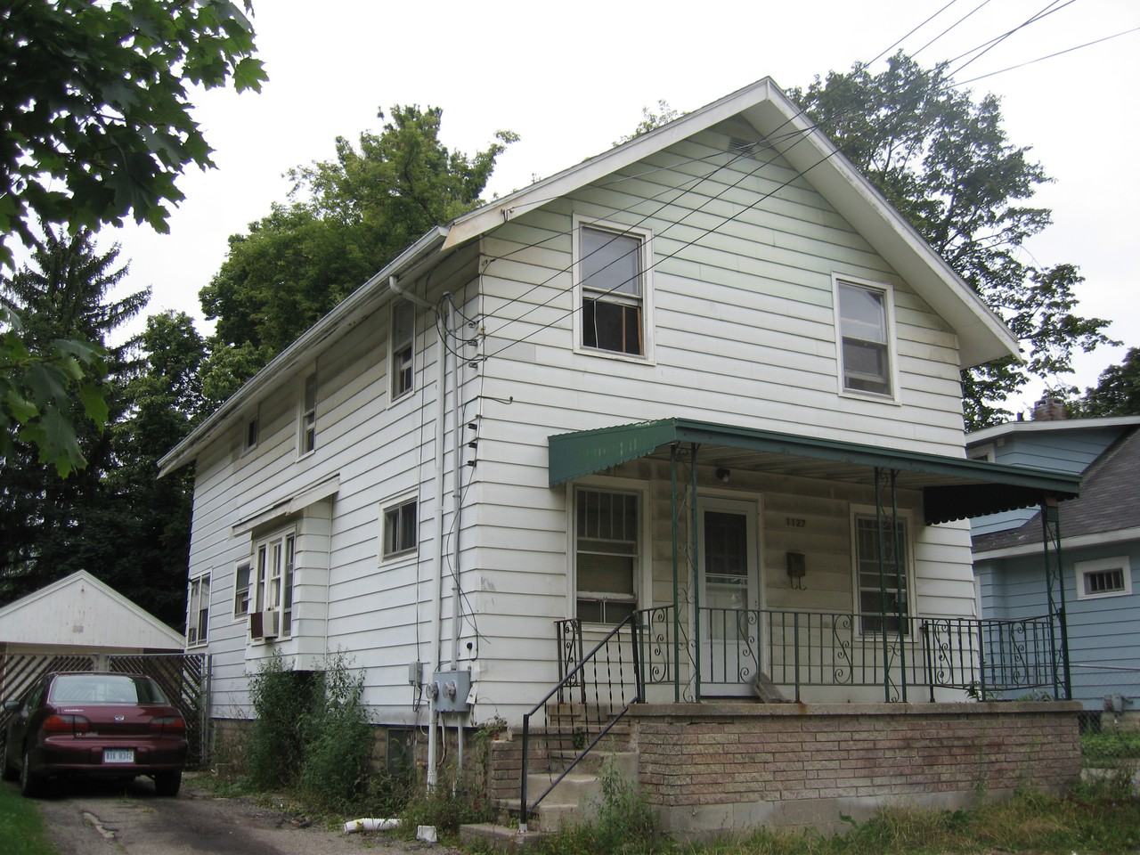 1127 W Willow St Apartments for Rent in Hull Court Park, Lansing, MI