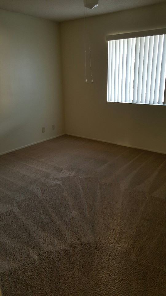 5812 E Albany St - Photo 3 of 7