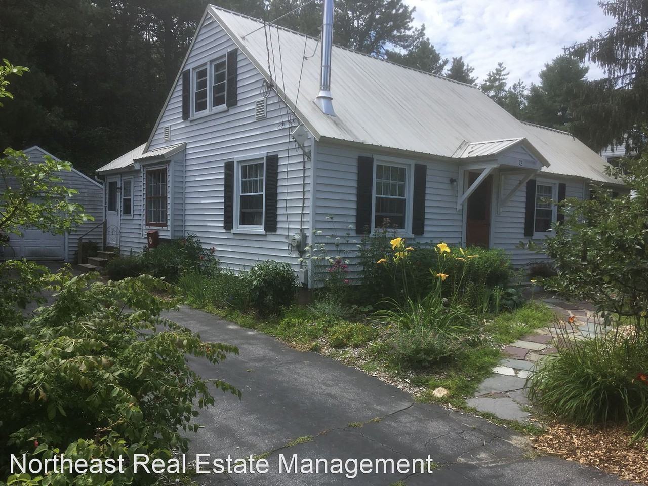 32 Hawthorne St - Photo 2 of 19