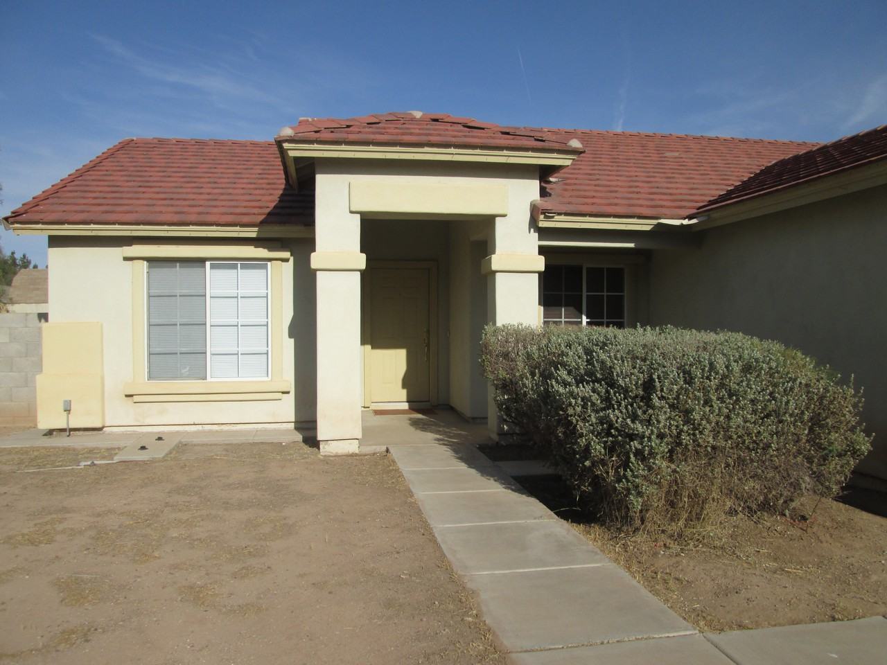 144 S Mulberry St - Photo 3 of 25