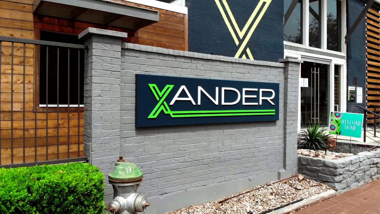 2540 Ridgmar Boulevard #28