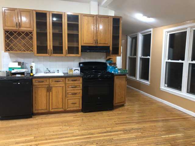 1466 Commonwealth Avenue - Photo 3 of 10