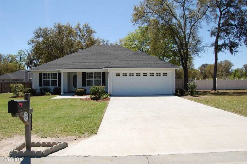 4501 Country Oak Dr - Photo 2 of 10