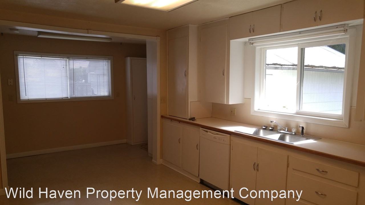 120 Sw Harrison St - Photo 3 of 10