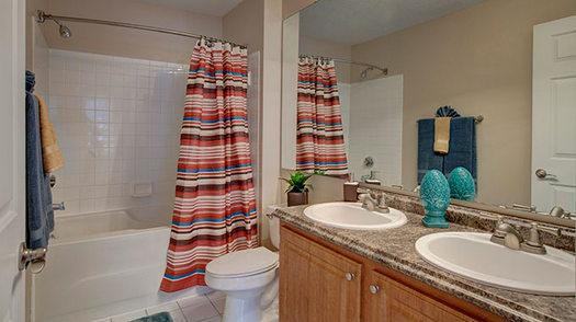 1122 Greenstone Blvd - Photo 2 of 21