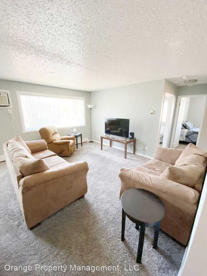 1010, 1016, and 1020 9th Avenue NW - Photo 2 of 22