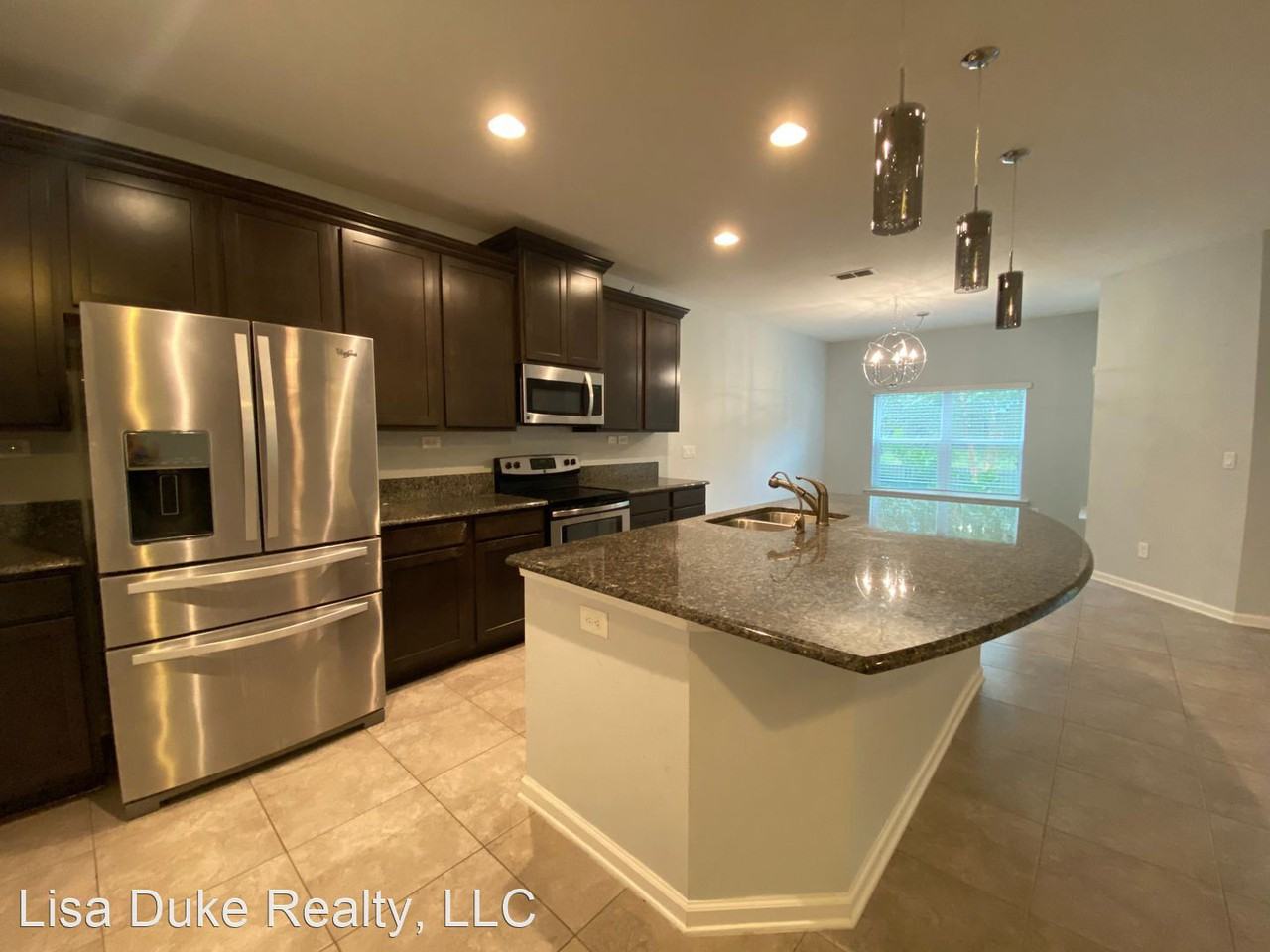79544 Plummers Creek Dr - Photo 2 of 6