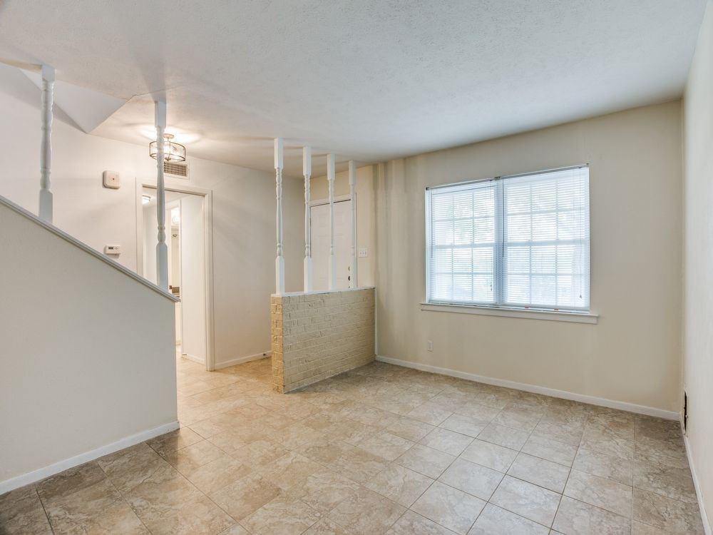 3937 Micki Lynn Ave - Photo 2 of 11