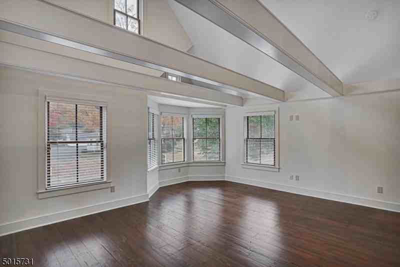 189 Main St Unit 2 - Photo 3 of 21