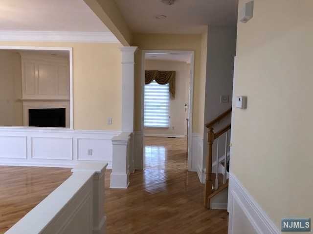 42 Mulberry Ct - Photo 2 of 20