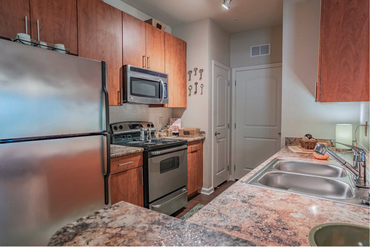 305 East Yager Lane - Photo 2 of 8