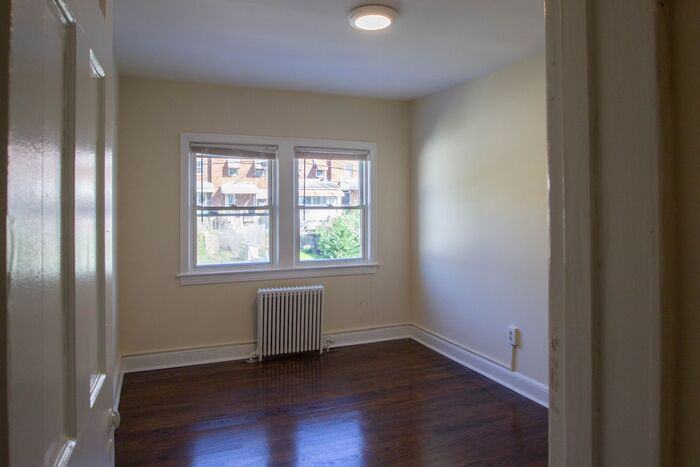 819 20th St Ne - Photo 3 of 37