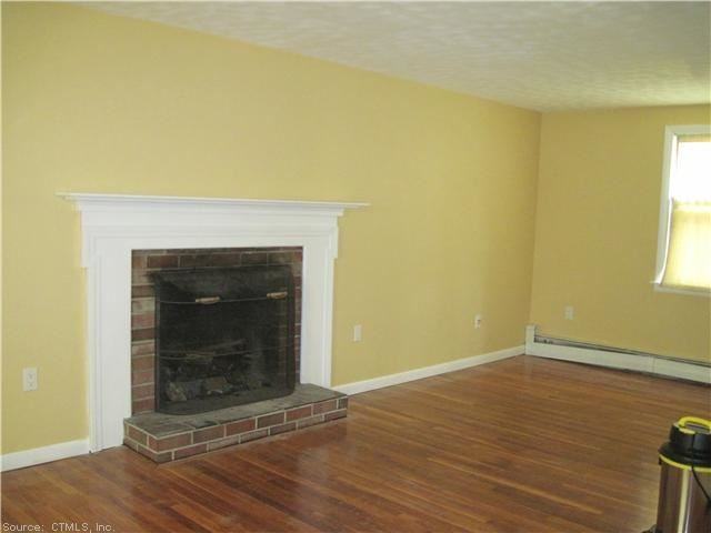 67 Weymouth School Rd - Photo 3 of 8