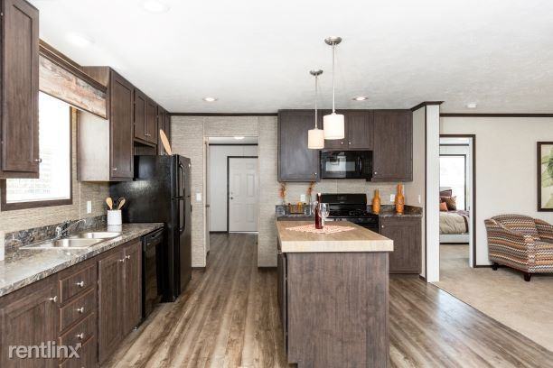 825 825 Jerald Dr 825 - Photo 3 of 8