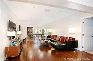 3120 Lucaya St - Photo 2 of 10