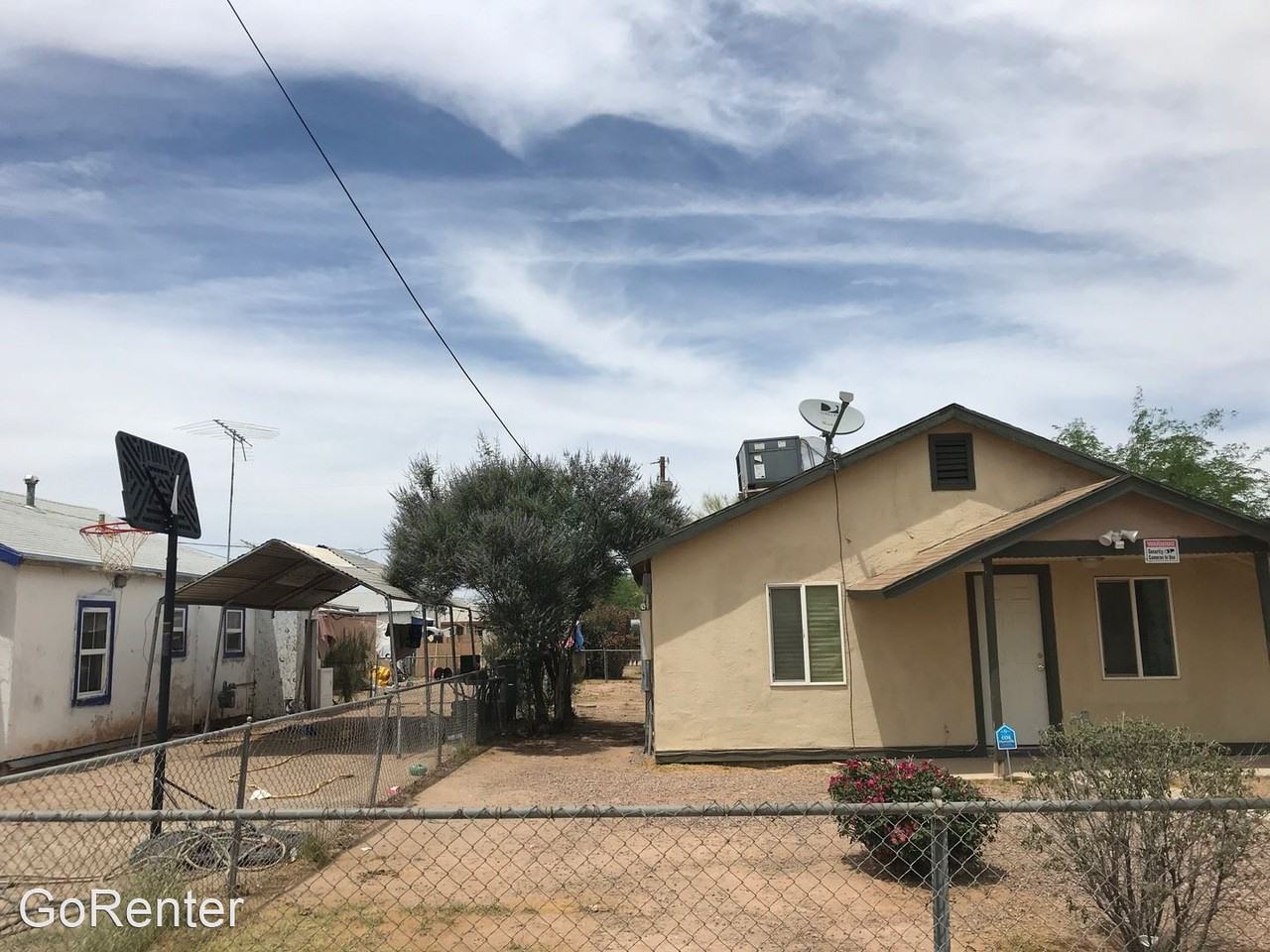 414 414 1/2 W 9th St 21245090 - Location 060