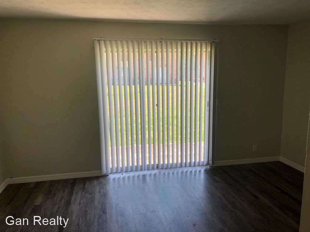 1865 Edgewood Avenue West - Photo 3 of 9