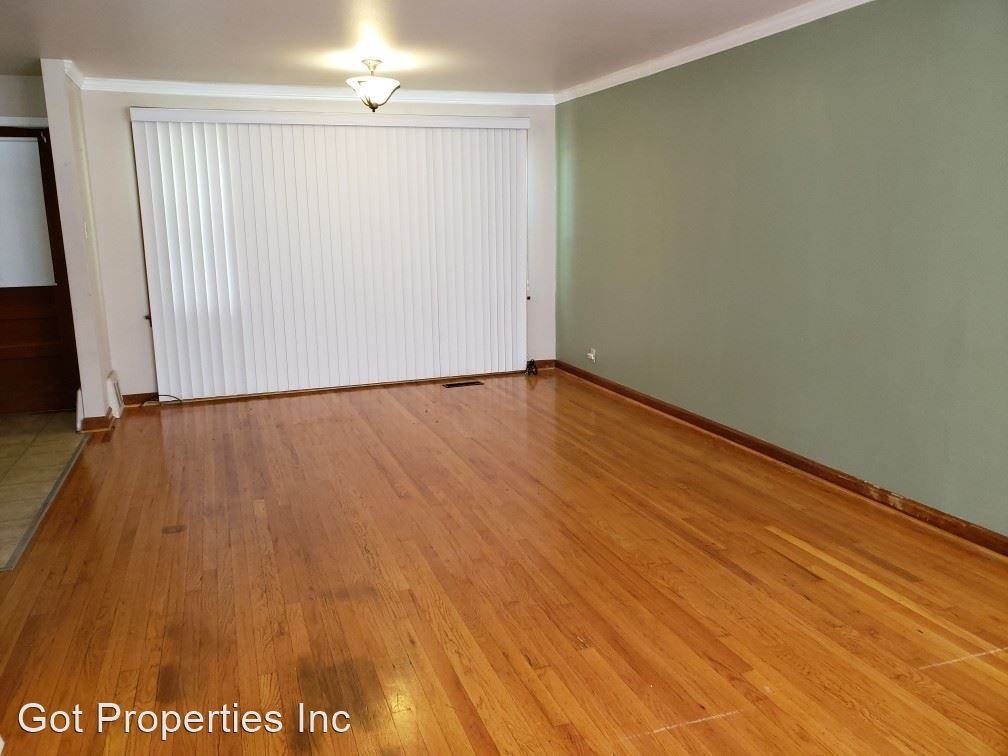 1015 Avant Dr - Photo 2 of 8