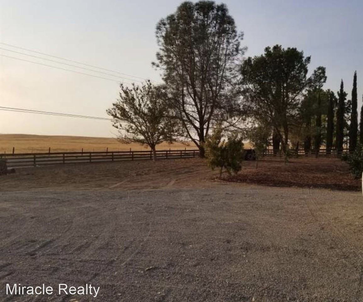 15493 Road 36 - Photo 2 of 21