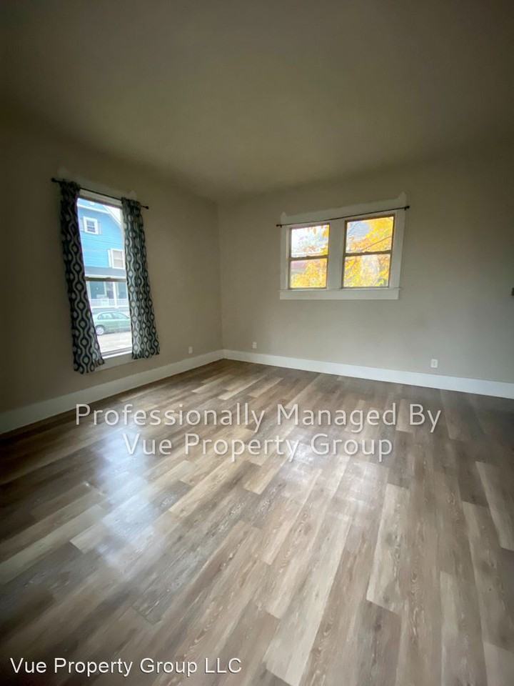 214 1/2 West Franklin Street - Photo 3 of 14