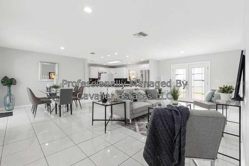 8401 Blackstone Ct - Photo 2 of 23