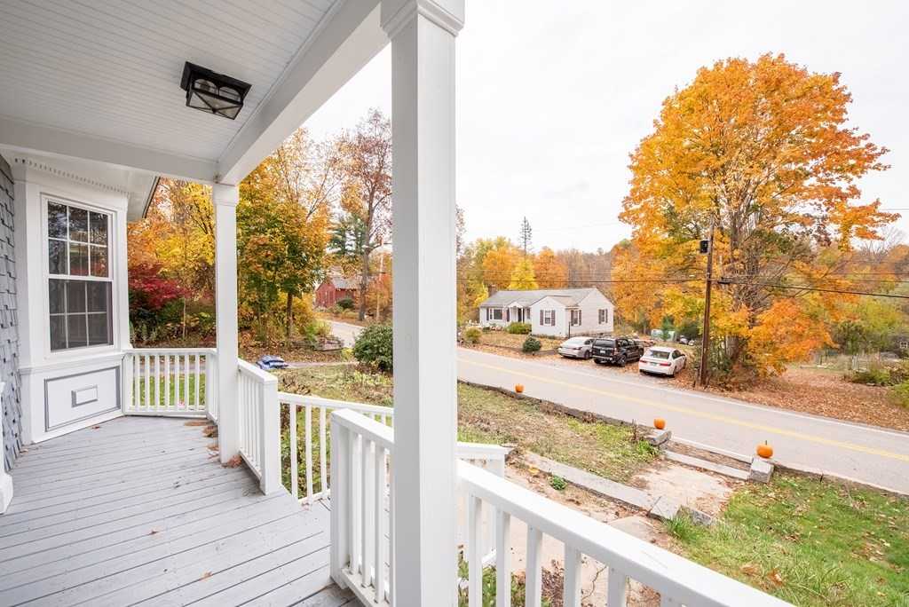 9 Elm St - Photo 2 of 28