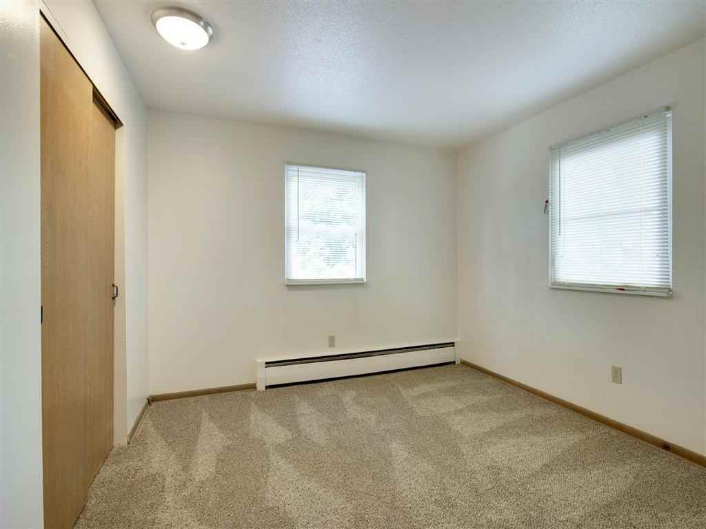 Northeast Villas - Photo 6 of 11