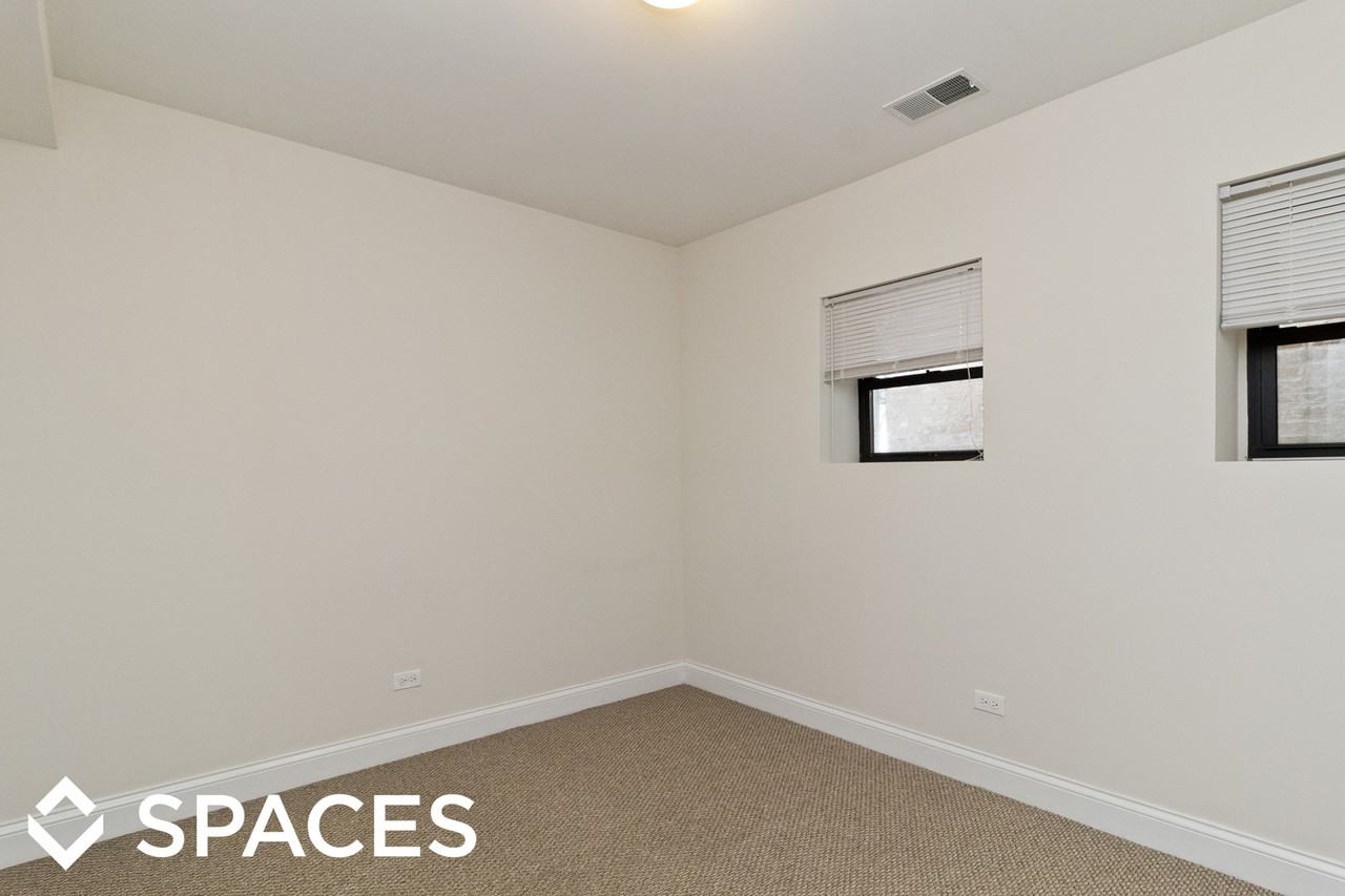 Arwin - Photo 2 of 11