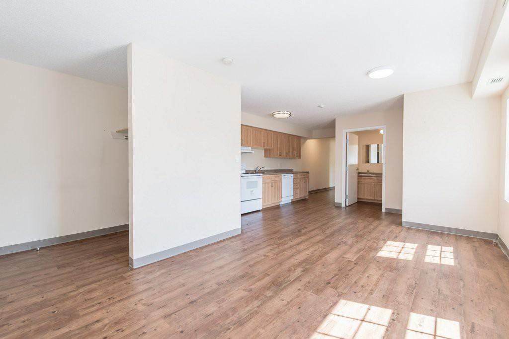 298 Spruce Street (STUDENTS ONLY)