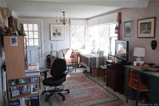 28 Granite Ave - Photo 3 of 6