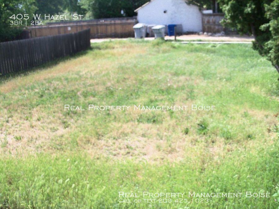 405 W Hazel St - Photo 2 of 8