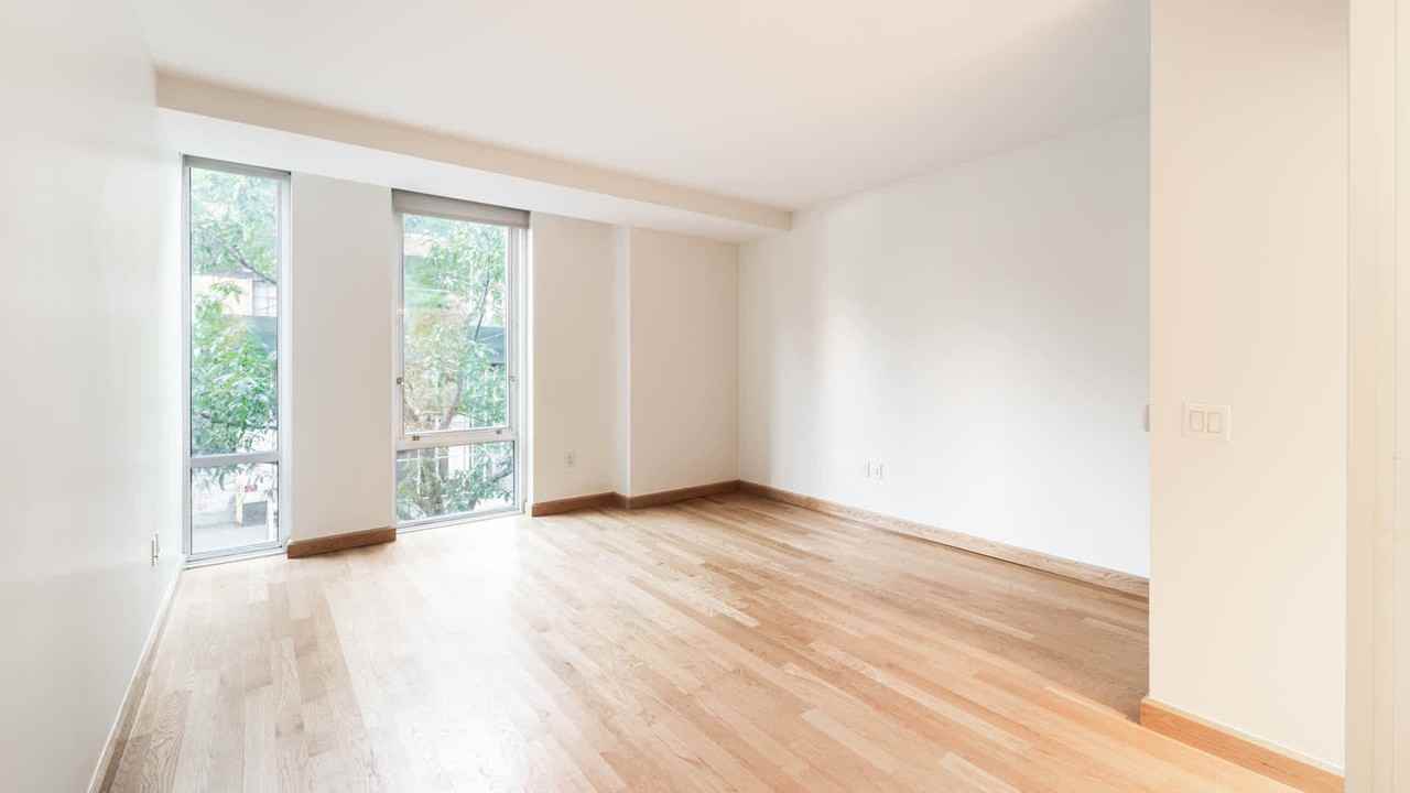 Mantena - Photo 7 of 37