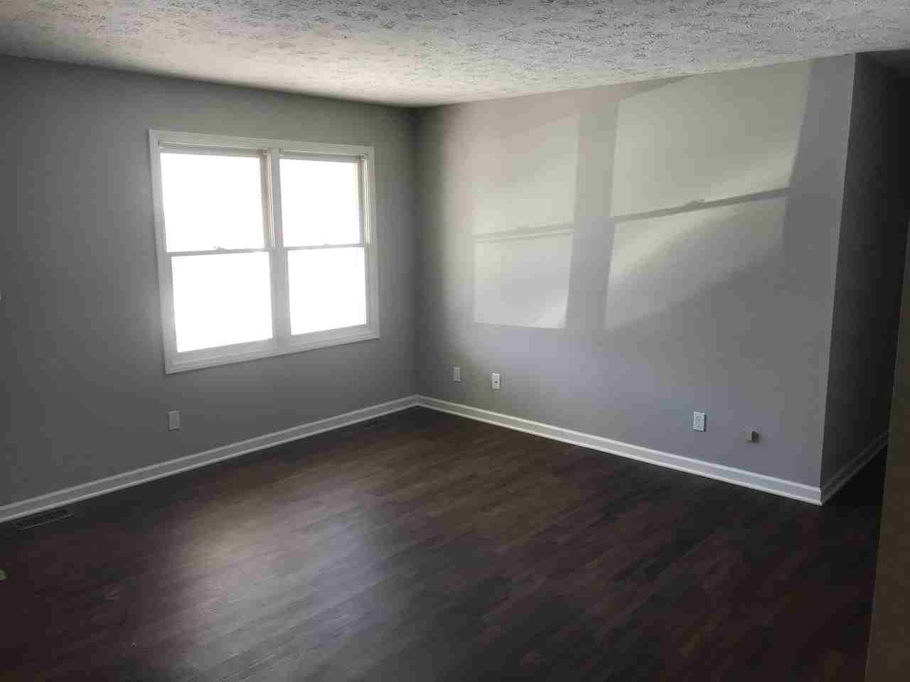 2309 S Zona Ct - Photo 2 of 5